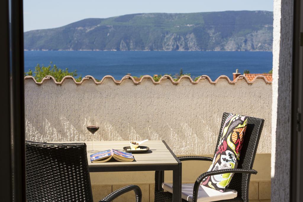 Apartment Renata Pinezici (Krk)
